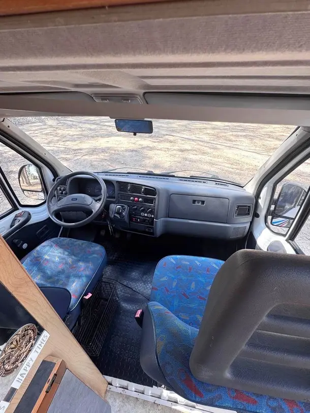 Aluguer-Fiat-Campervan-09